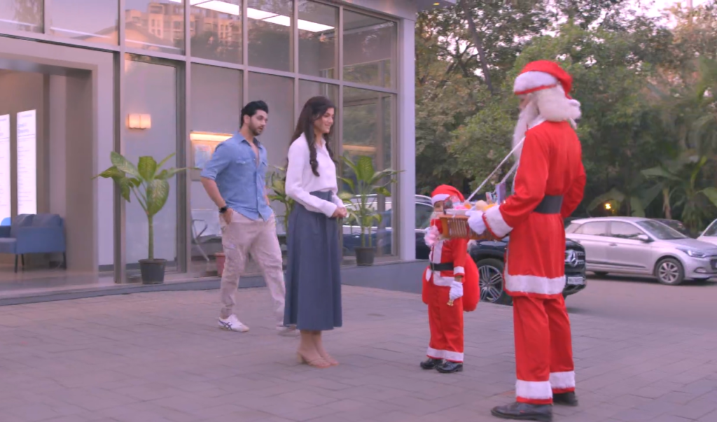 ghum hai kisi ke pyaar mein santa